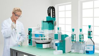 lab worker with MVA